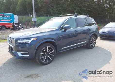 2021 Volvo Xc90 Recharge Plug-In Hybrid T8 Inscription Expression 7 Passenger from USA, damaged, VIN YV4BR0CK6M1676395